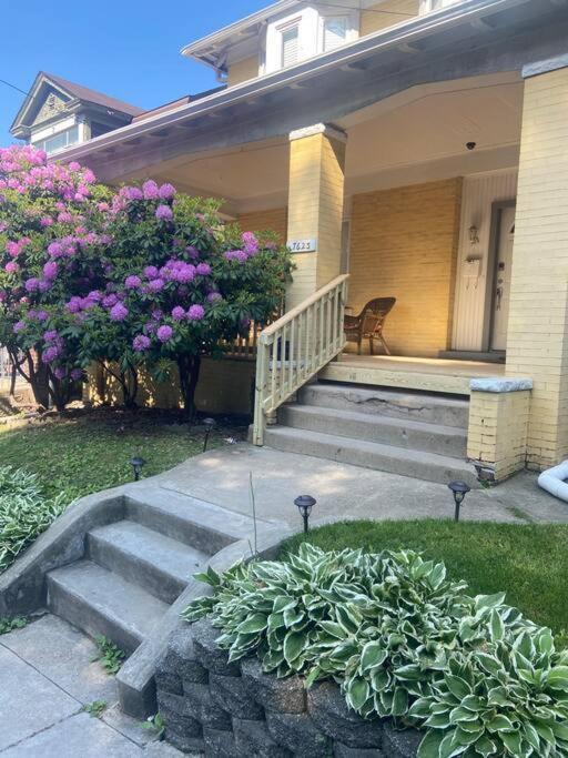 Cuddys Place Pittsburgh Exterior photo